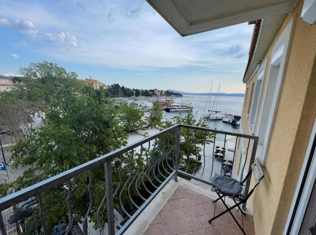 Goya - Selce Apartment Bagian luar foto