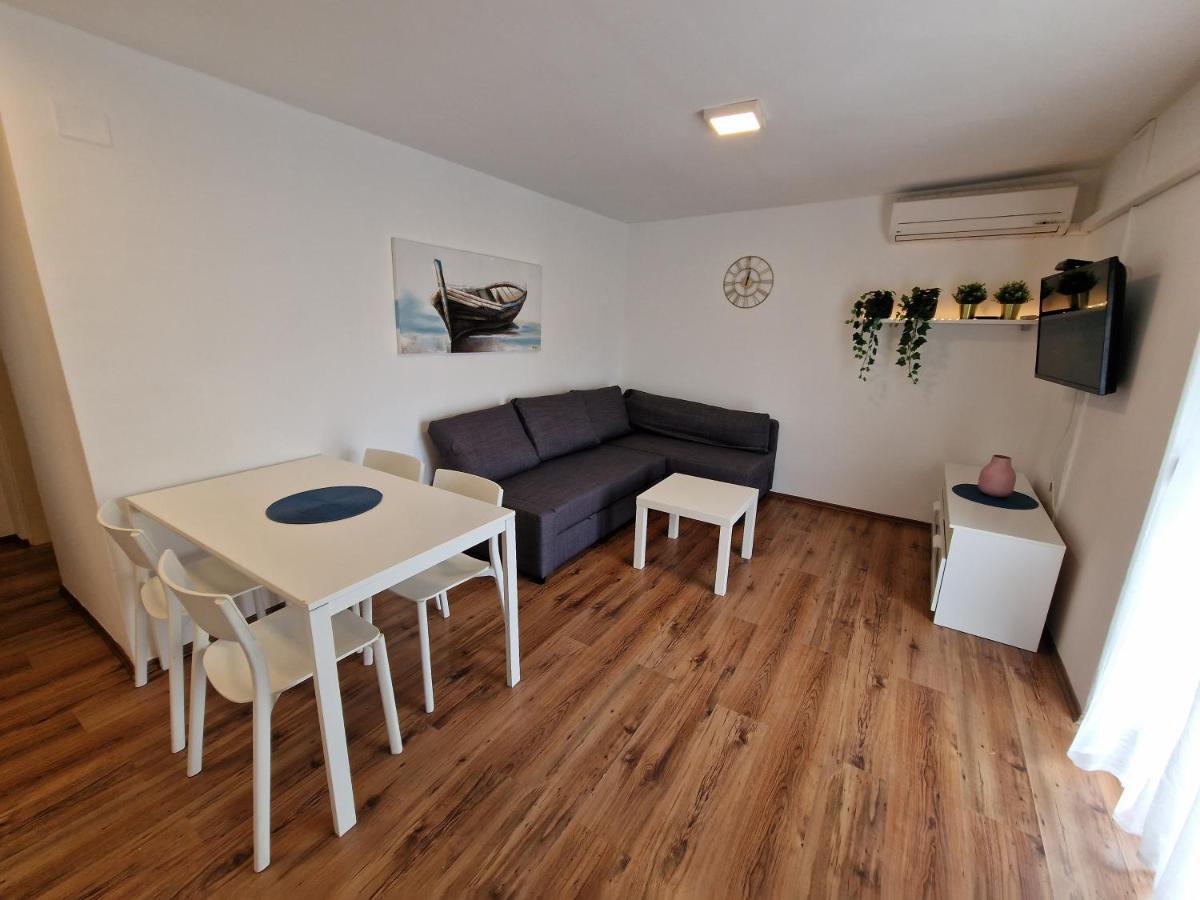 Goya - Selce Apartment Bagian luar foto