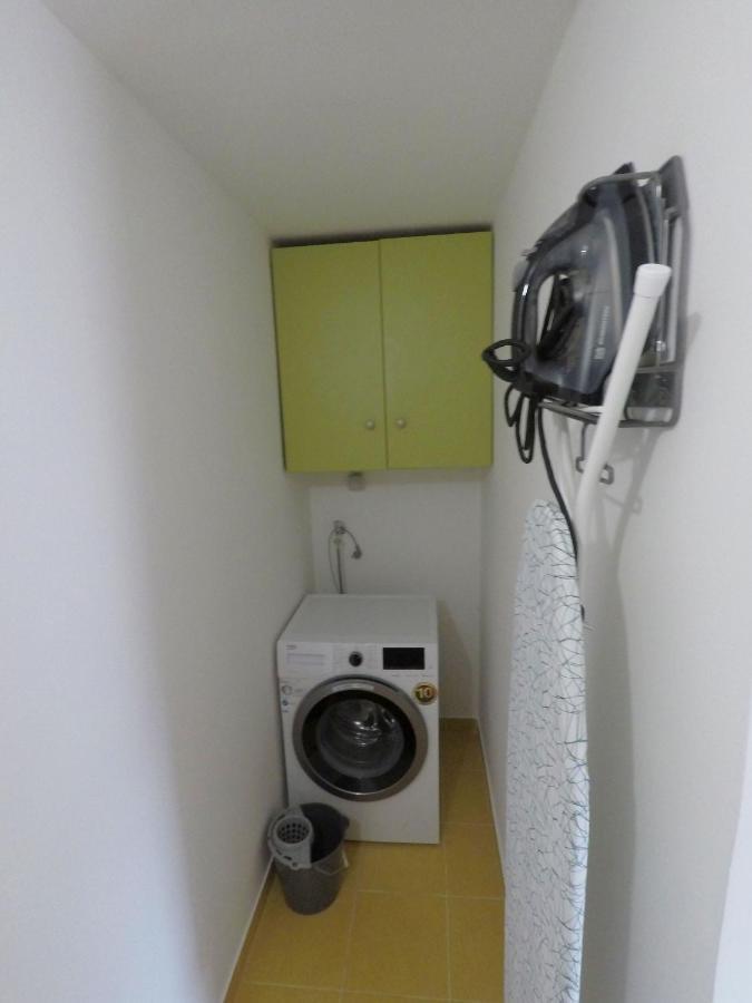 Goya - Selce Apartment Bagian luar foto